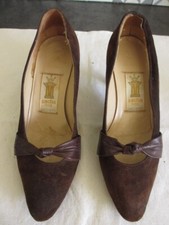 CHAUSSURES ESCARPINS CUIR DAIM COULEUR BRUN POINTURE 37 TBE PEU PORTÉES VINTAGE