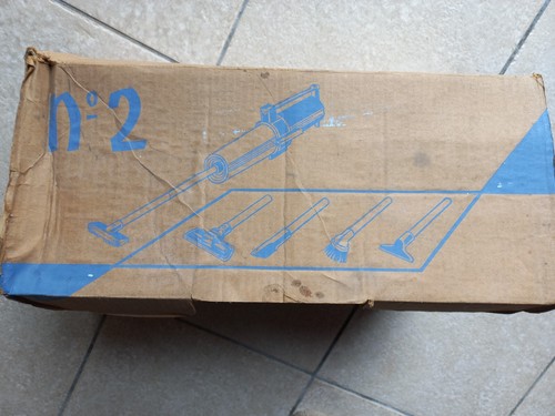 Aspirateur balai main - aspirateur,