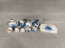 Lot Porcelaine miniature style Delft moulin Hollande 10 pièces