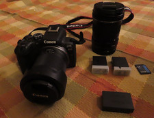 Canon eos R10 + OBJ Canon 18-150 + OBJ Canon 10-18 + 3 batteries, chargeur, sac