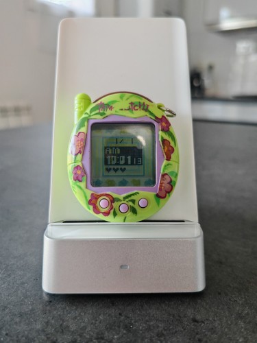 Tamagotchi bandai 2004 v3 - bandai,