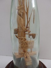 COLLECTION OU DECO objet CABINET curiosité PECHEUR DANS UNE ANCIENNE BOUTEILLE