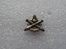 PIN'S MILITAIRE -ARTIFICIER DE