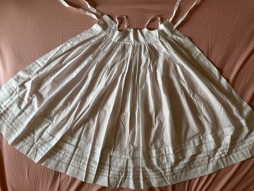 Grande robe ancienne - , bébé