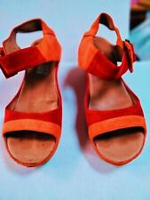 Sandales compensées "MamZell" cuir velours rouge et orange T36 