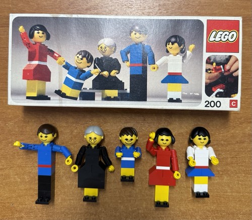 Lego 200 la famille - la,