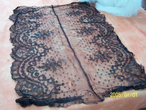Belle dentelle ancienne - , de