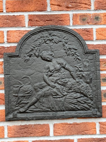 Ancienne plaque cheminée - ancienne,