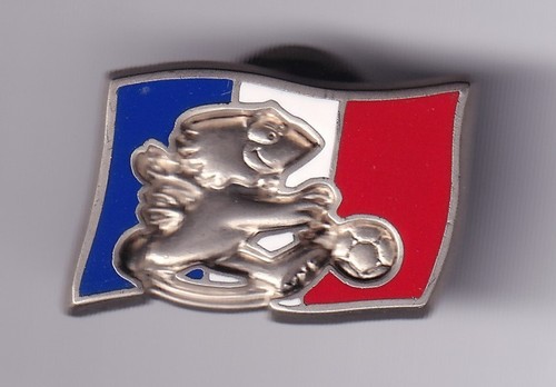 Rare pins pin football - pins, pin's