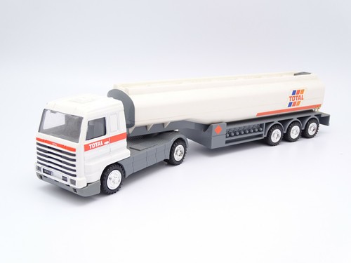 Golden wheel die cast - die,