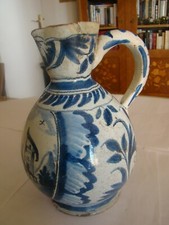 Pichet en céramique  ancien provenance à identifier probablement Delft    #1115#