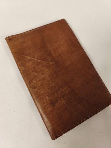 Ancien portefeuille cuir