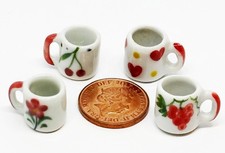 Poupées Maison Céramique Tasses 4 Assorties Modèles Miniature Ensemble F 1:12