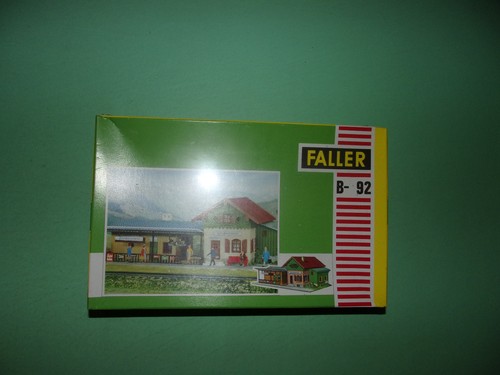Faller maquette à - *,