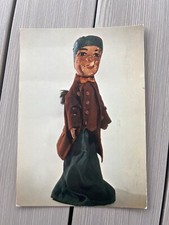 CPM LYON GUIGNOL MARIONNETTE A GAINE