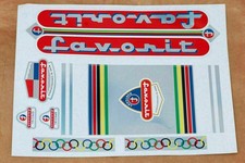 Autocollants décalcomanies