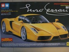 Maquette Voiture 1/24 TAMIYA Ref 24270 Enzo Ferrari Giallo Modena