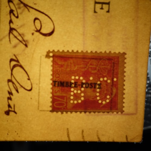 Timbre perforé bonnichon - bonnichon, et