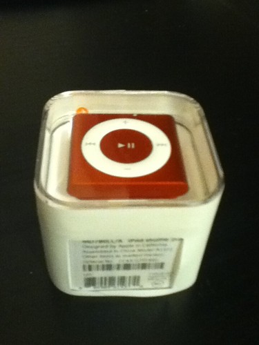 Red apple ipod shuffle - apple, 4th