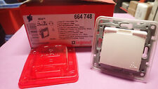 Legrand 664748- Prise de