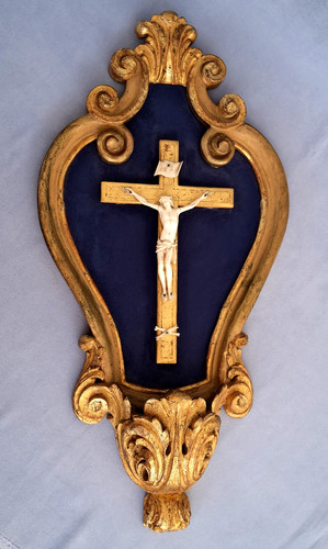 Grand benitier bois sculpté - bois,