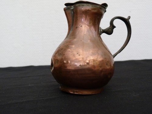 Ancien petit pichet - petit, en