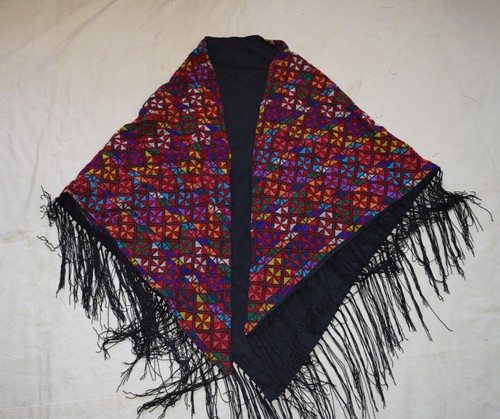 Foulard châle enveloppant