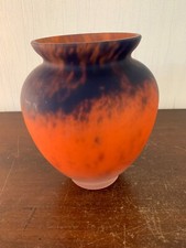 Vase marmoréen en pâte de