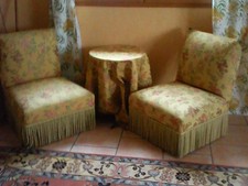 paire de fauteuils en soiries