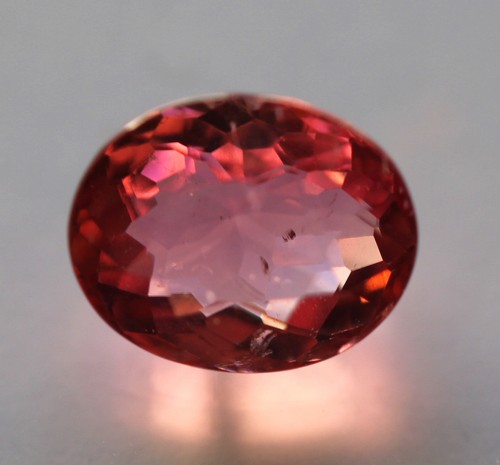 Très belle tourmaline - 3,03,