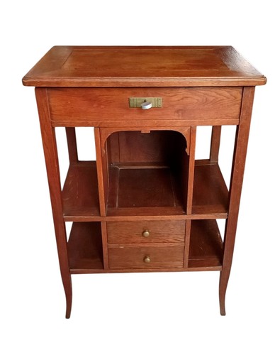 Ancien petit meuble - petit,
