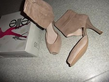 NEUVES Taille 39 magnifiques chaussures ELITE -  EXCELLENT ETAT