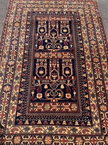 Tapis ancien fait noué - fait, main