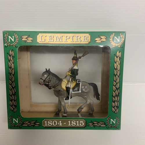 Starlux empire cavalry rider - cavalry,