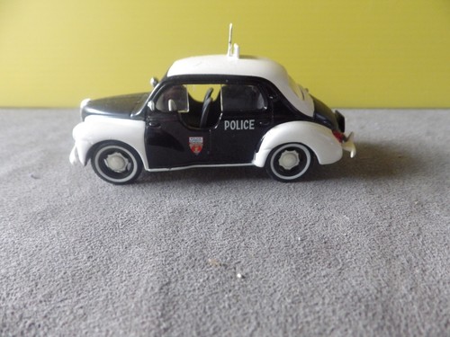 Renault police 1 43 - 4, cv