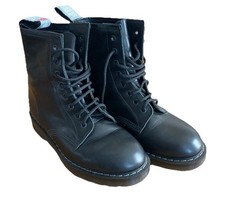 Solovair 8 Eye Derby Black