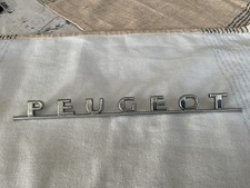 Peugeot Ancien Logo/monogram En Métal Pour Toute Les Voitures Peugeot D’époque .