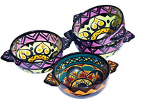 SAINT JEAN DE BRETAGNE, style Quimper : 4 Bols à oreilles, en faïence polychrome