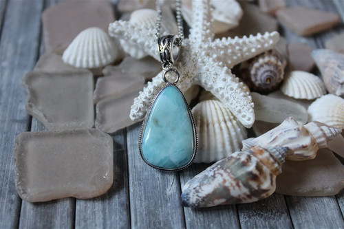 Collier avec larimar