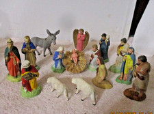 lot de 14  petits santons de