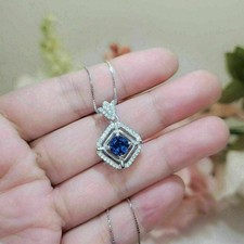 Pendentif halo simulé diamant