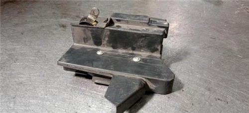 Serrure porte avant droite - serrure,