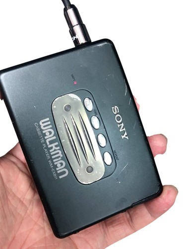 Used sony ex811 cassette - wm-ex811,