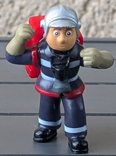 Figurine pompier sapeur - figurine,
