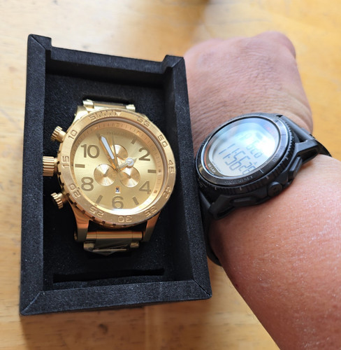 Nixon men s gold - nixon, 51-30