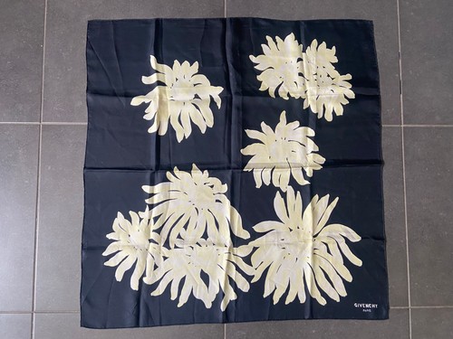 Givenchy foulard carré en - givenchy,