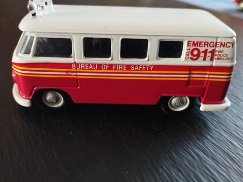 Volkswagen combi corgi pompier - combi,