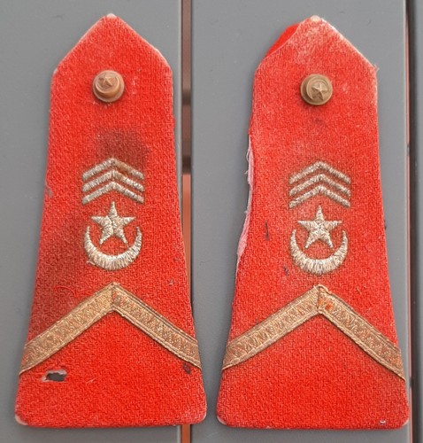 Reliques epaulettes troupes - reliques,