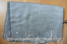 NEUF - Pashmina châle étole chic d'Inde cachemire et soie gris frange blanc écru