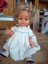 Jolie Poupée Bella Dans Son État D Origine